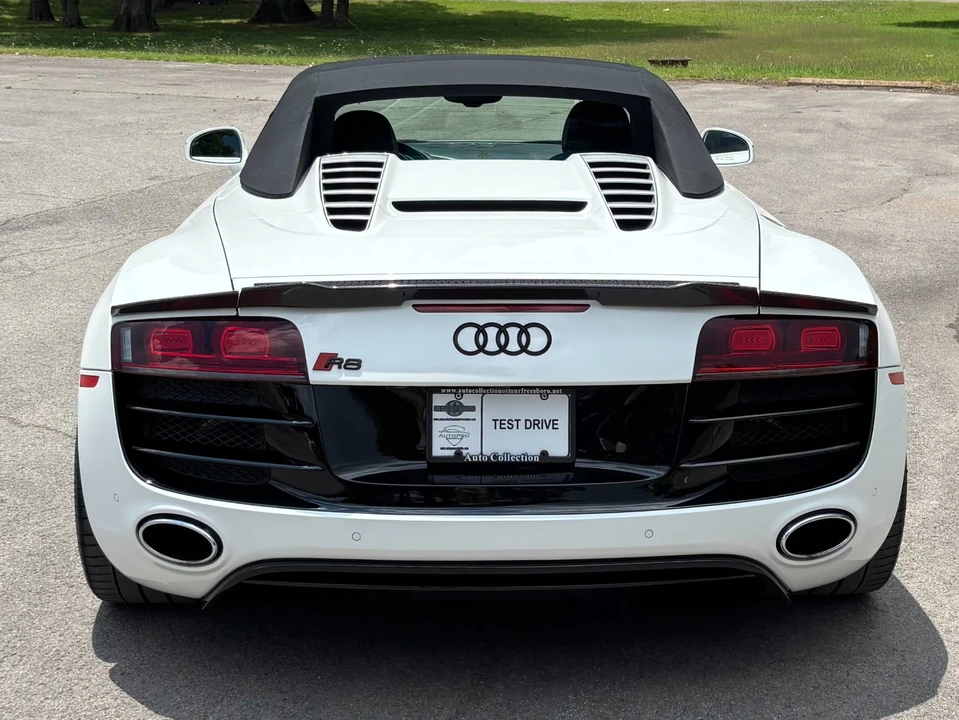 2011 Audi 42 R8 - Image 15 of 31