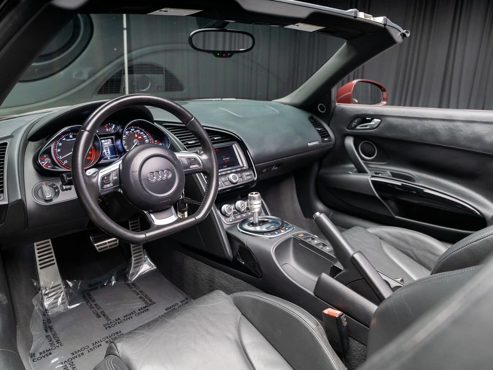2011 Audi 42 R8 - Image 7 of 31