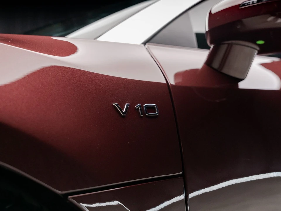 2011 Audi 42 R8 - Image 31 of 31