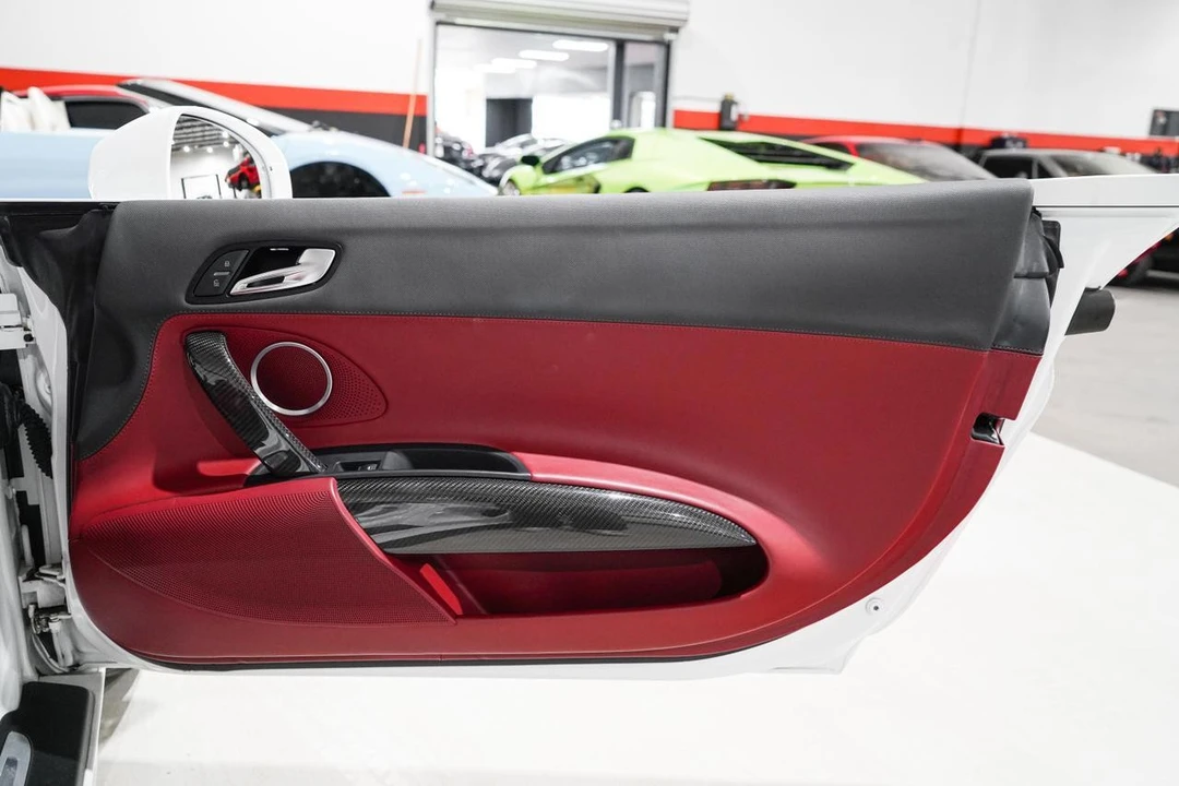 2011 Audi 42 R8 - Image 19 of 21
