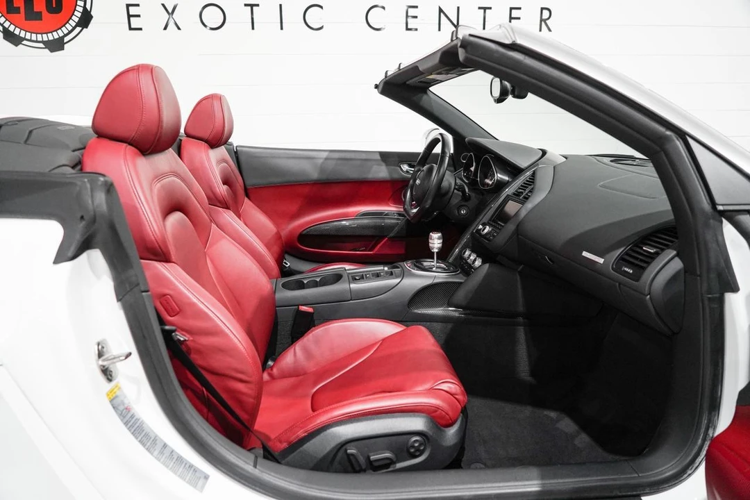 2011 Audi 42 R8 - Image 15 of 21
