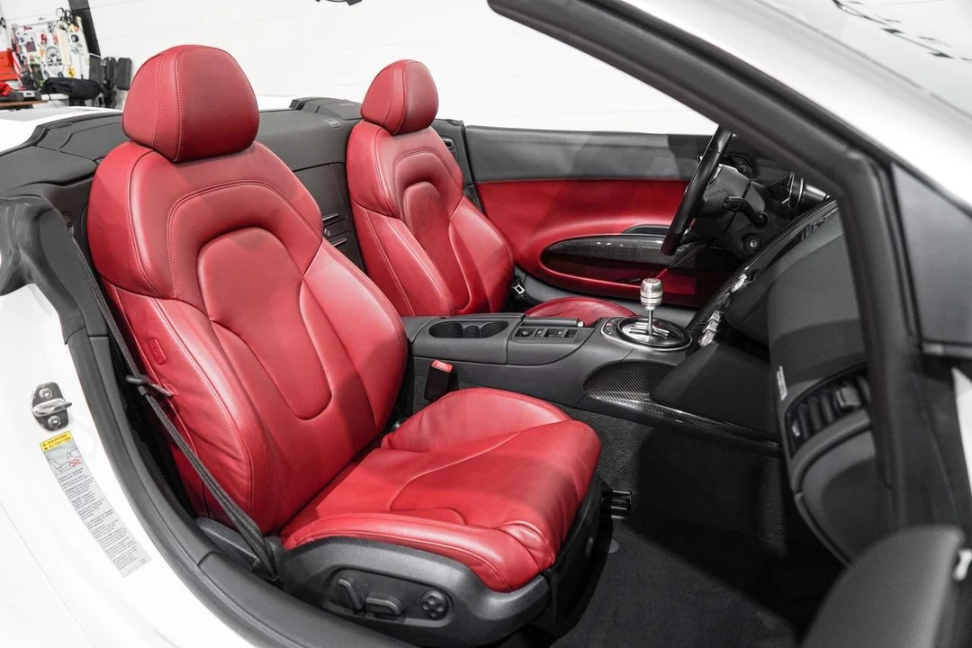 2011 Audi 42 R8 - Image 16 of 21