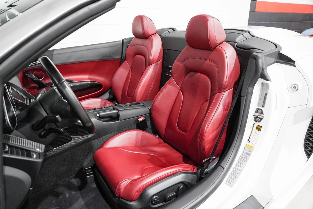 2011 Audi 42 R8 - Image 10 of 21
