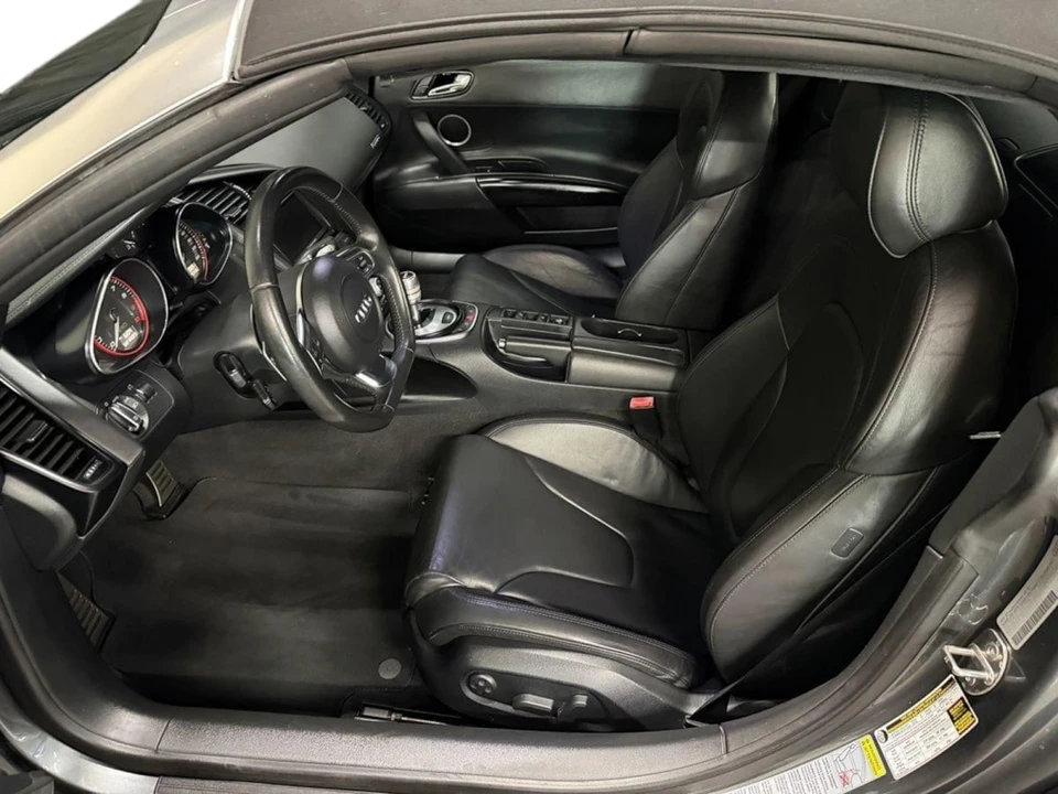 2011 Audi 42 R8 - Image 14 of 21