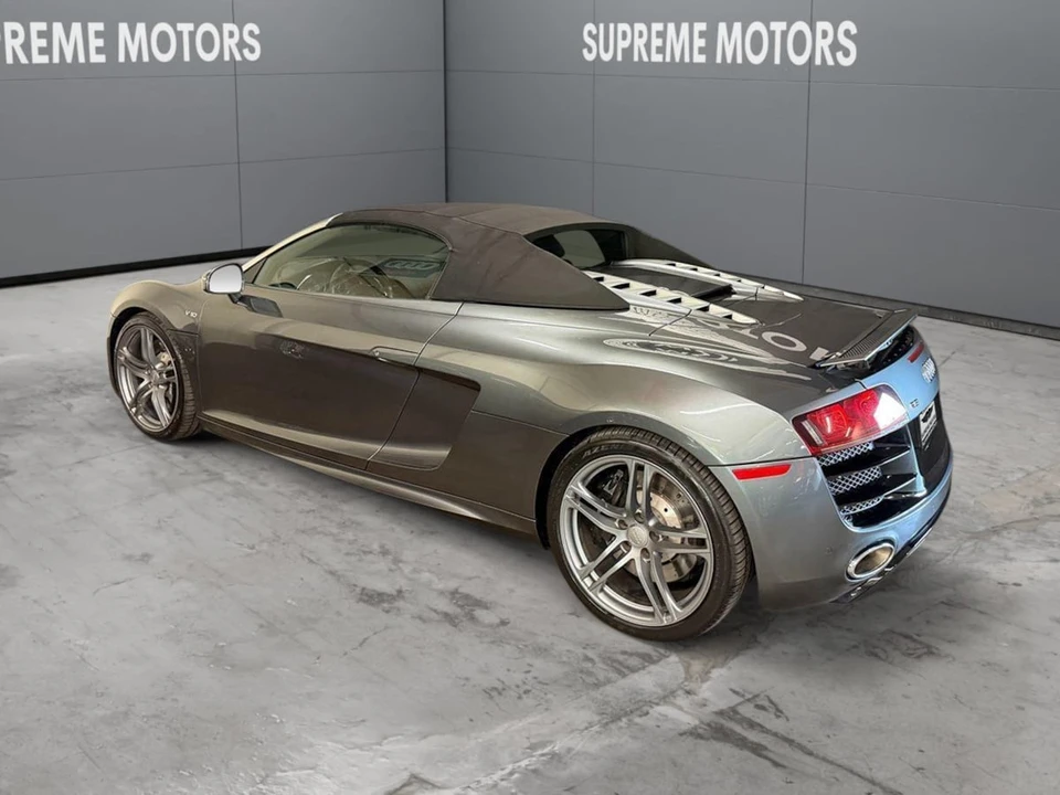 2011 Audi 42 R8 - Image 8 of 21