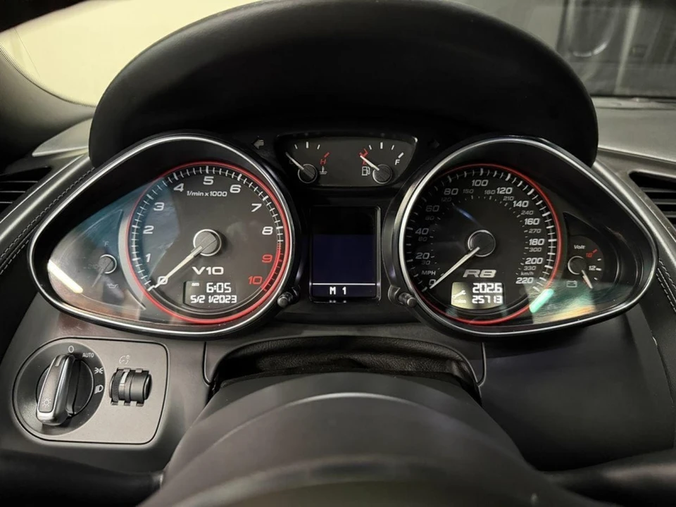 2011 Audi 42 R8 - Image 16 of 21
