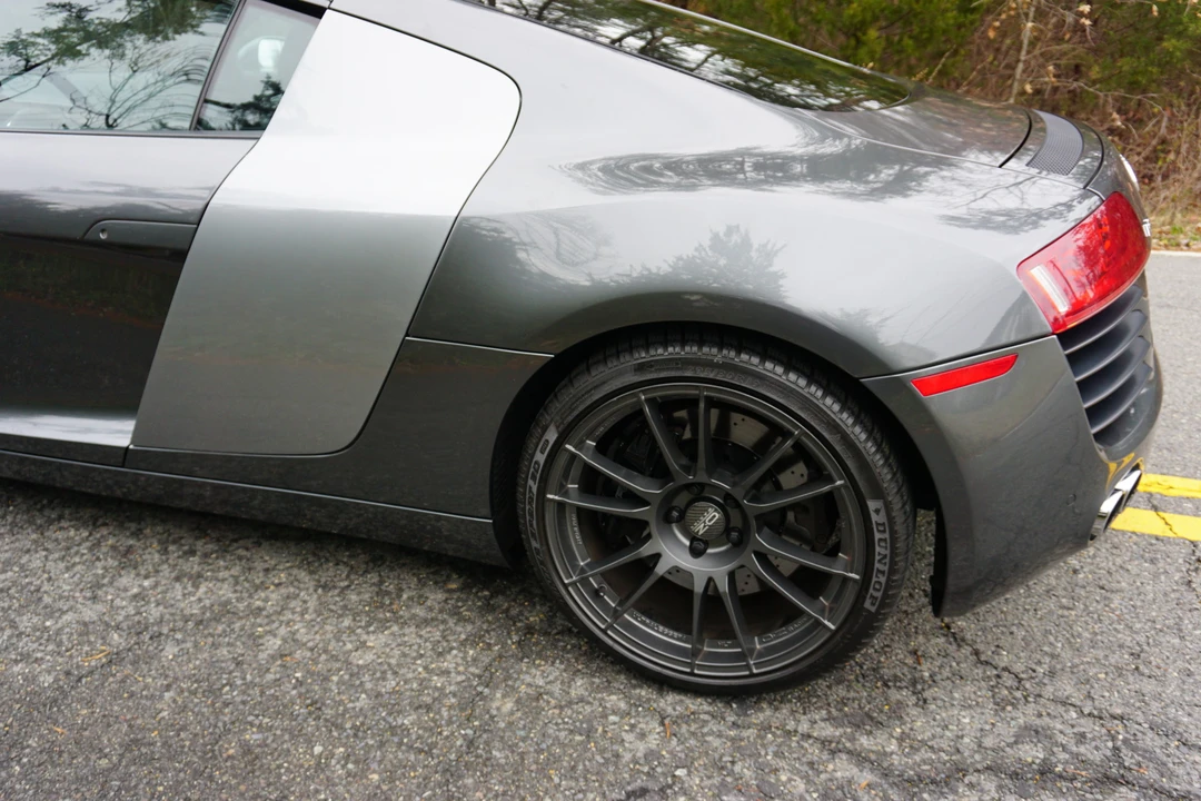 2011 Audi 42 R8 - Image 27 of 31