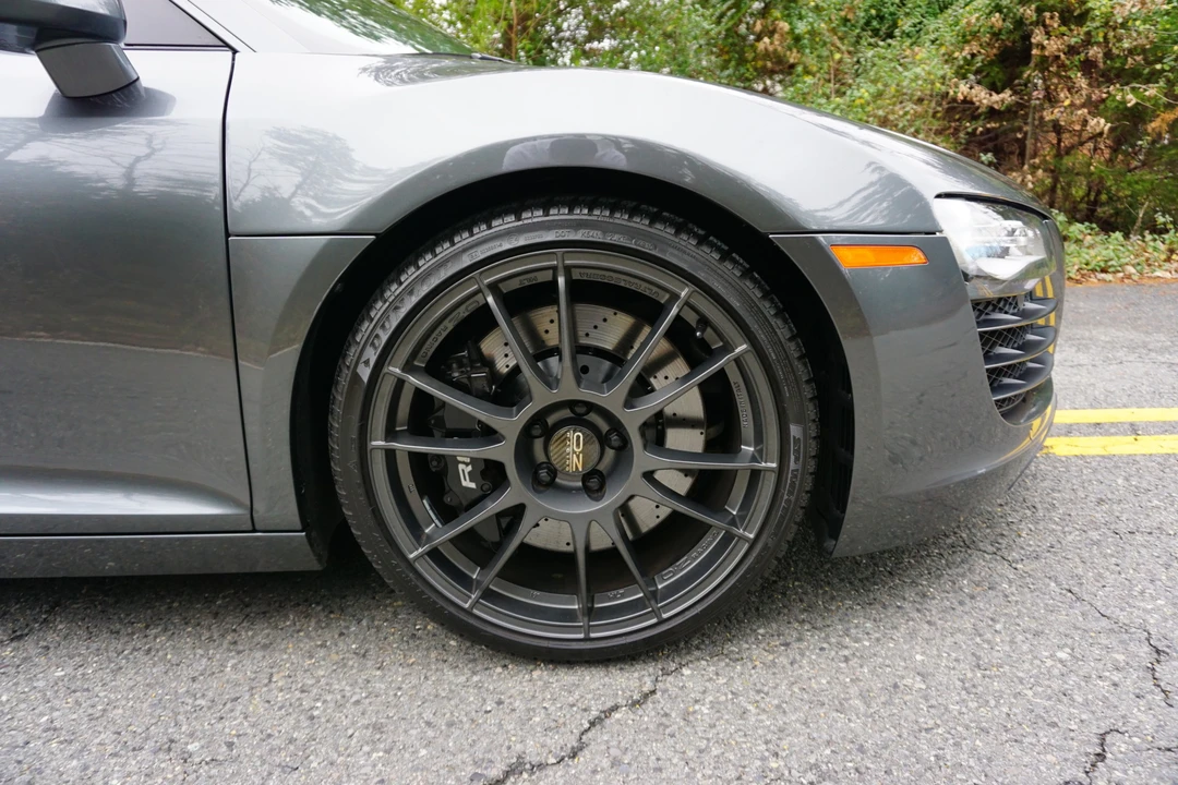2011 Audi 42 R8 - Image 30 of 31