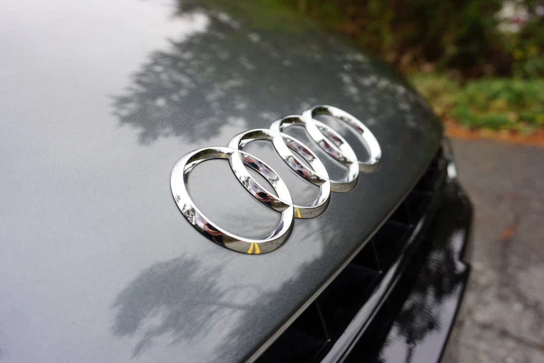2011 Audi 42 R8 - Image 18 of 31