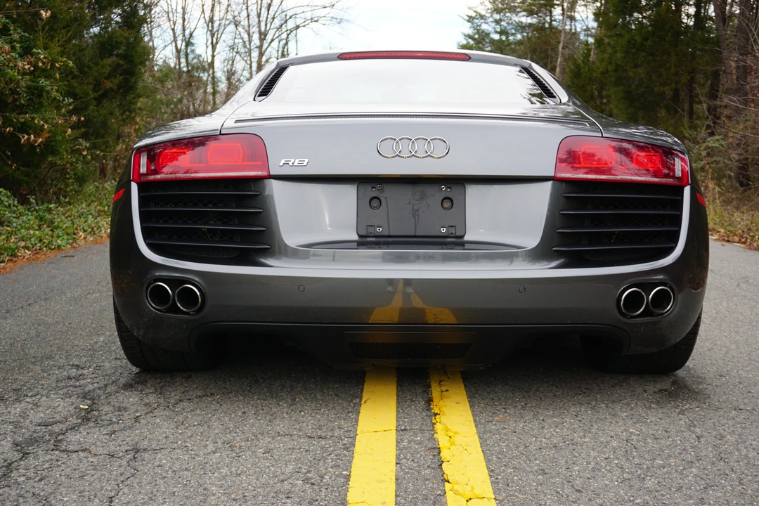 2011 Audi 42 R8 - Image 6 of 31