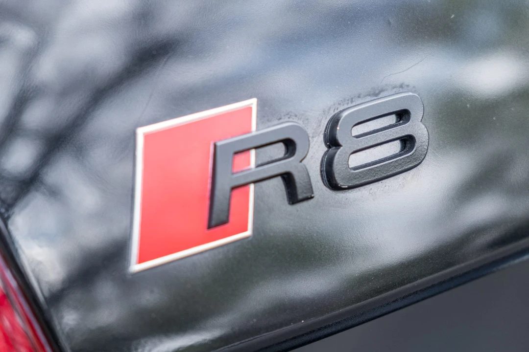2011 Audi 42 R8 - Image 25 of 31
