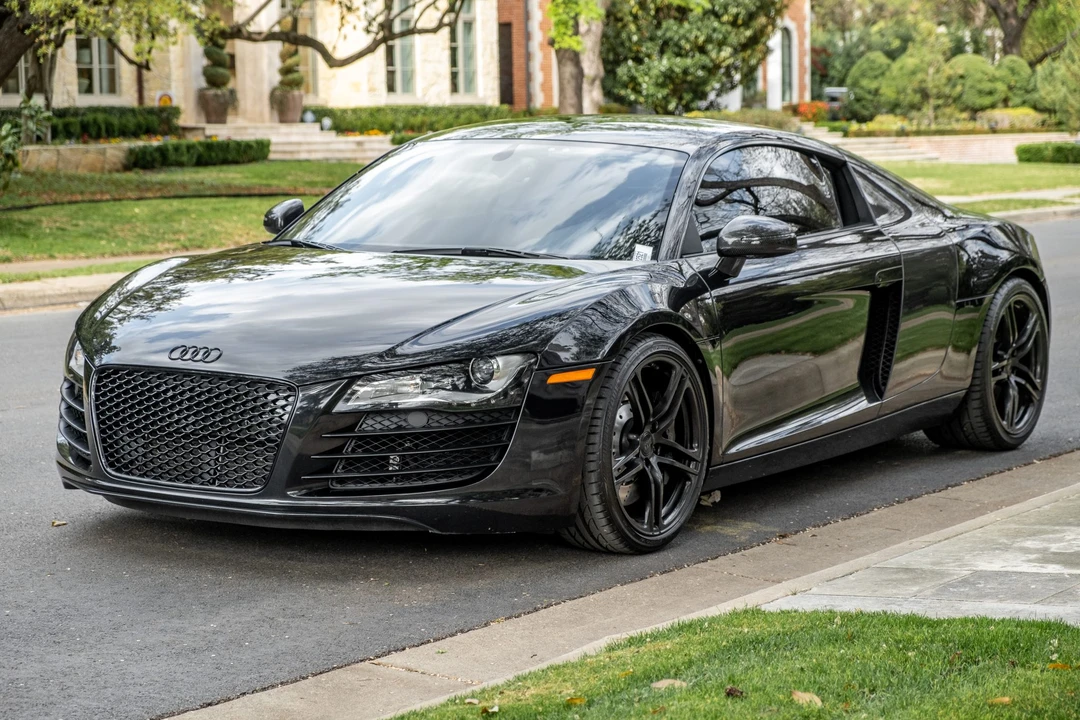 2011 Audi 42 R8 - Image 2 of 31