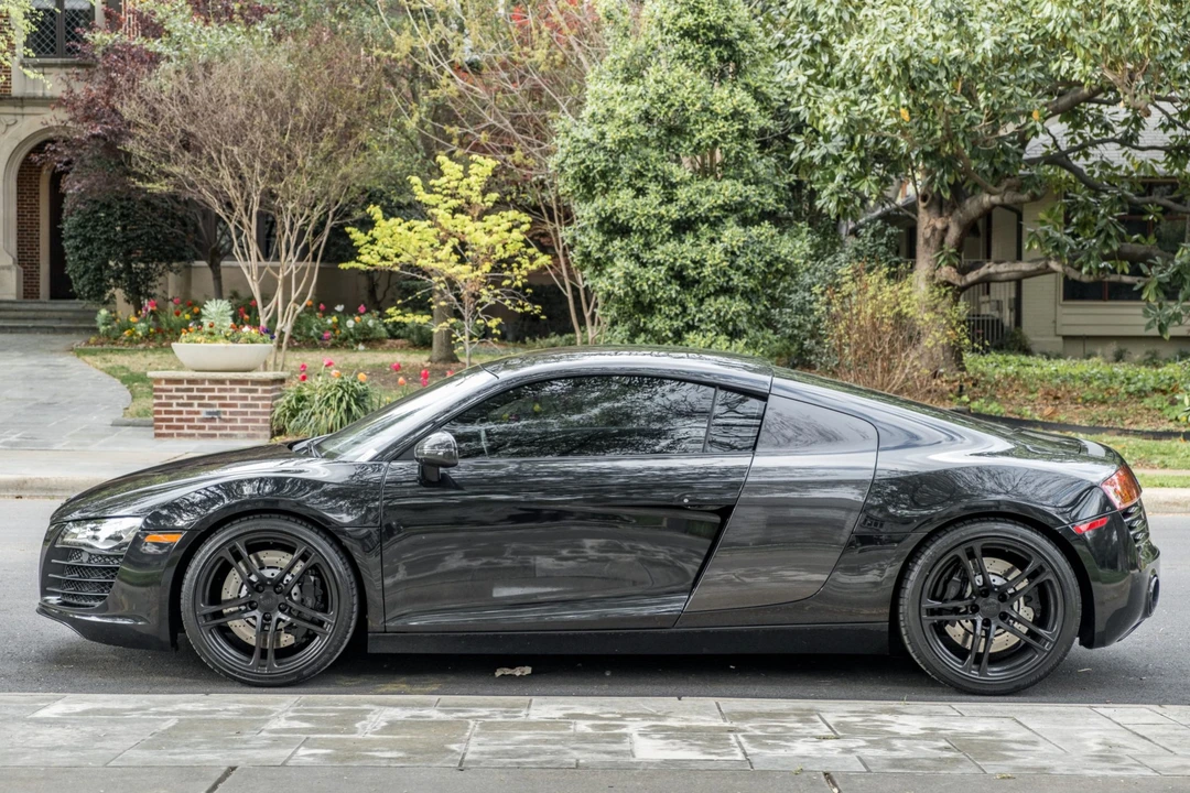 2011 Audi 42 R8 - Image 3 of 31