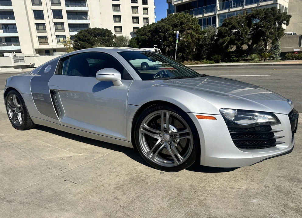 2011 Audi 42 R8 - Image 7 of 31