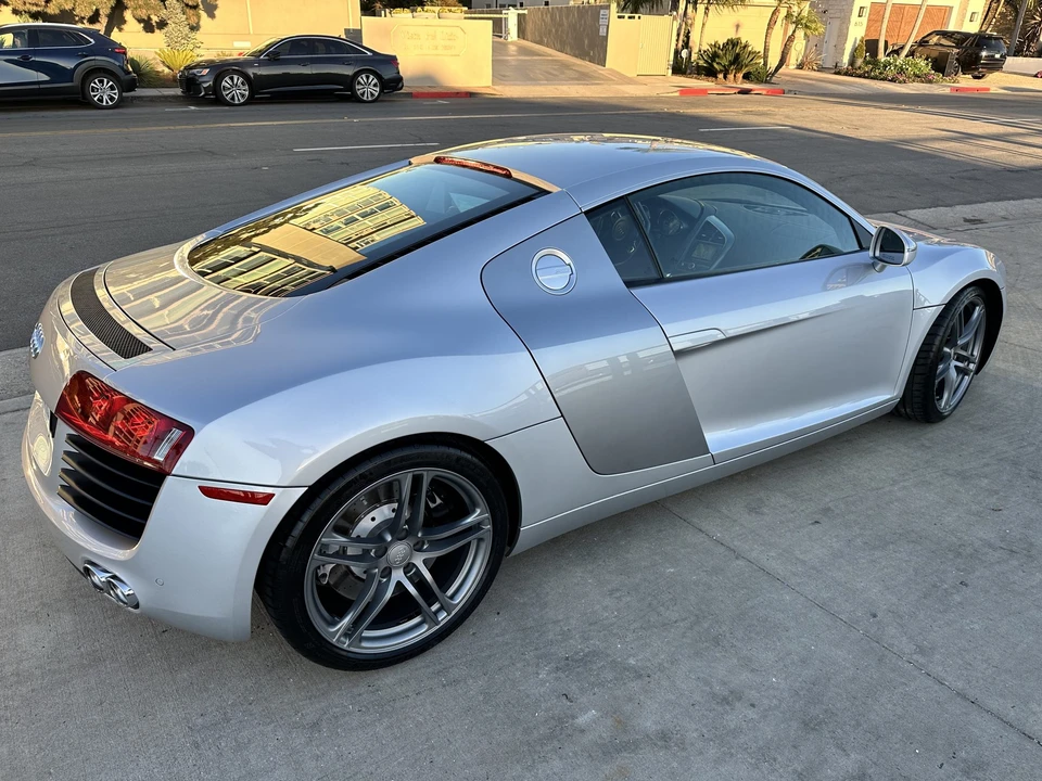 2011 Audi 42 R8 - Image 12 of 31