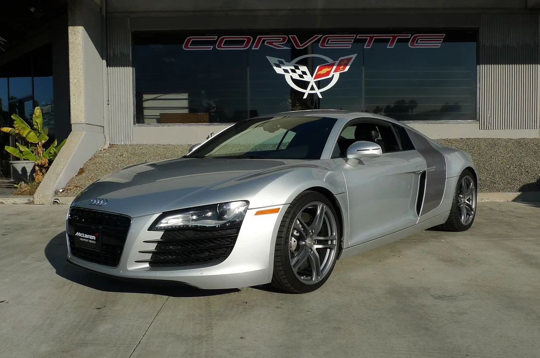 2011 Audi 42 R8 - Image 27 of 31