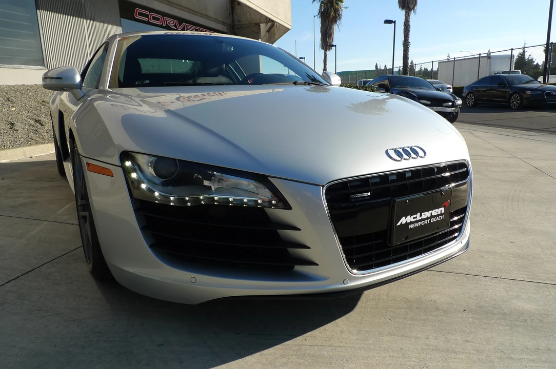 2011 Audi 42 R8 - Image 2 of 31