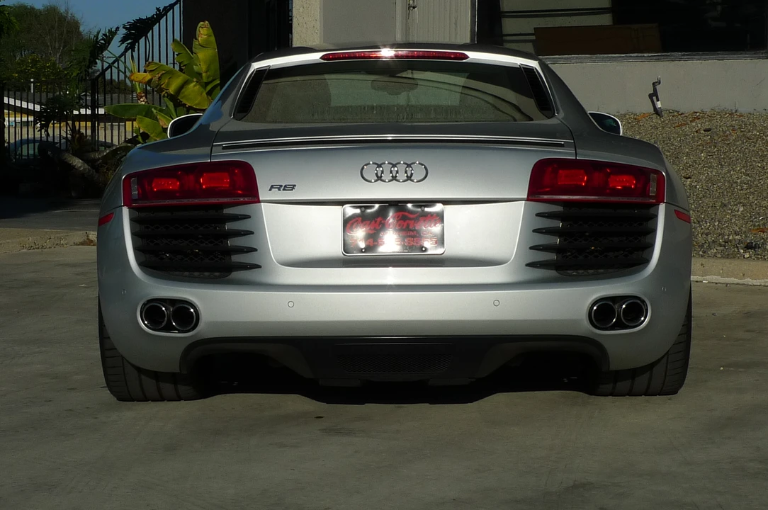 2011 Audi 42 R8 - Image 17 of 31