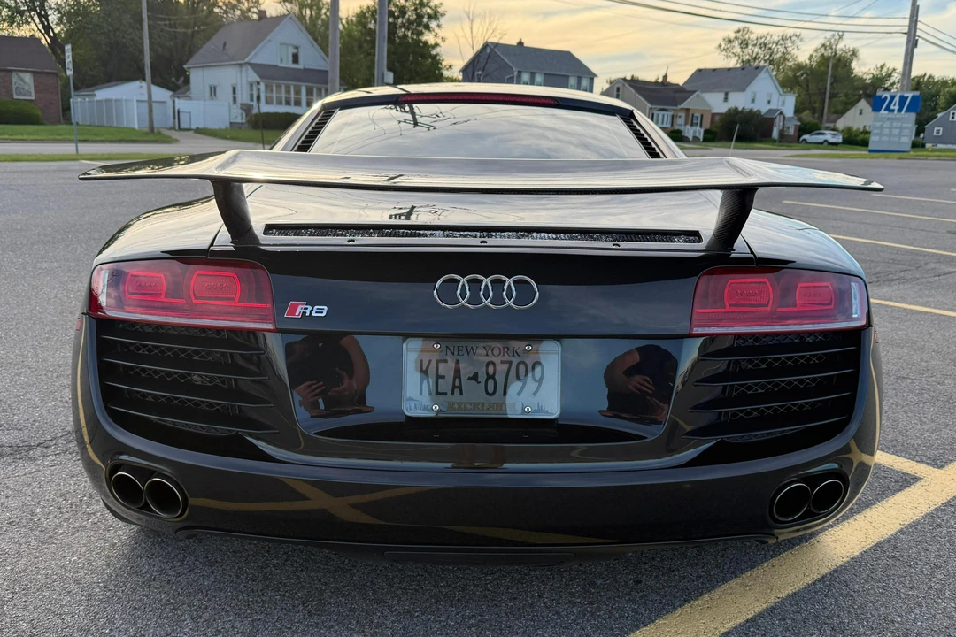 2011 Audi 42 R8 - Image 5 of 31