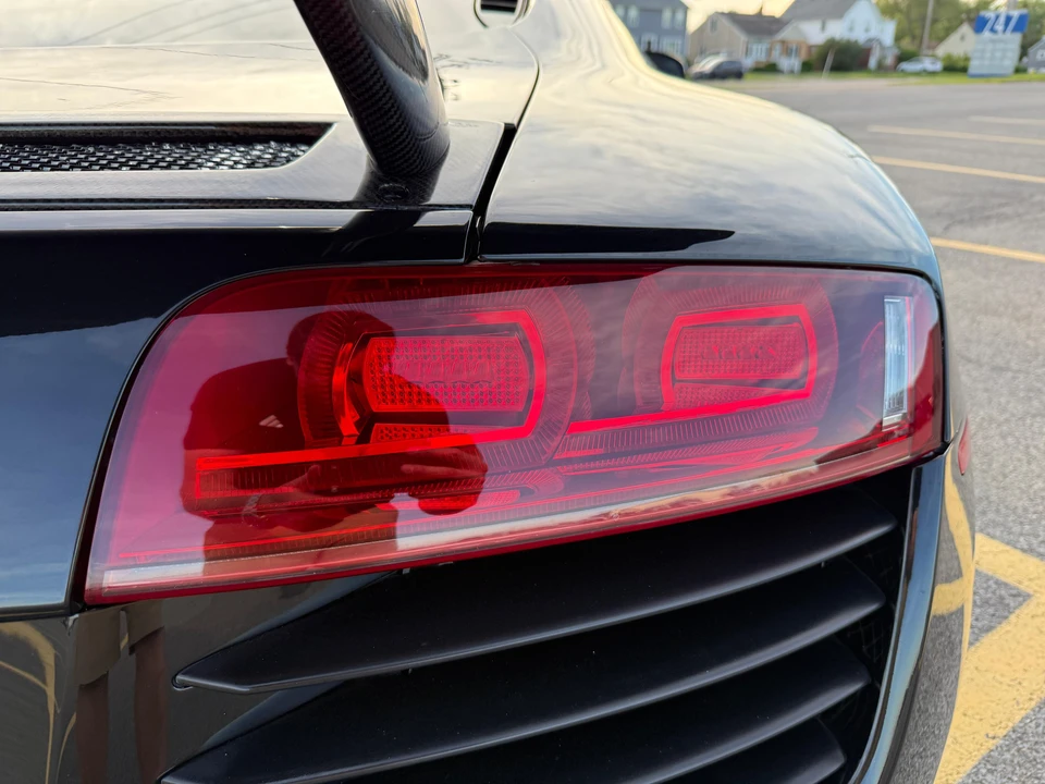 2011 Audi 42 R8 - Image 23 of 31