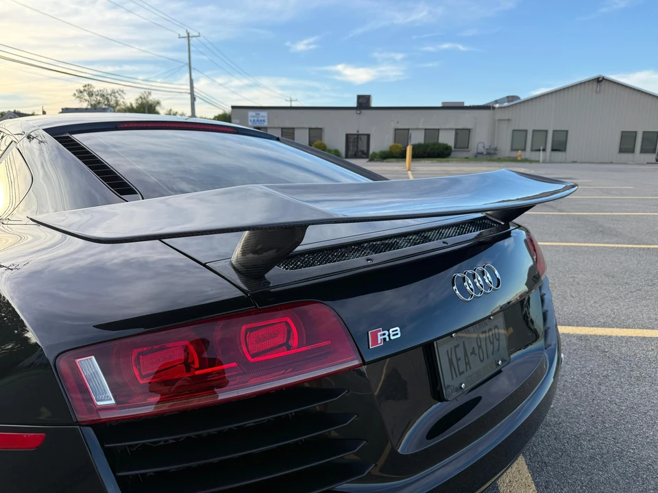 2011 Audi 42 R8 - Image 17 of 31