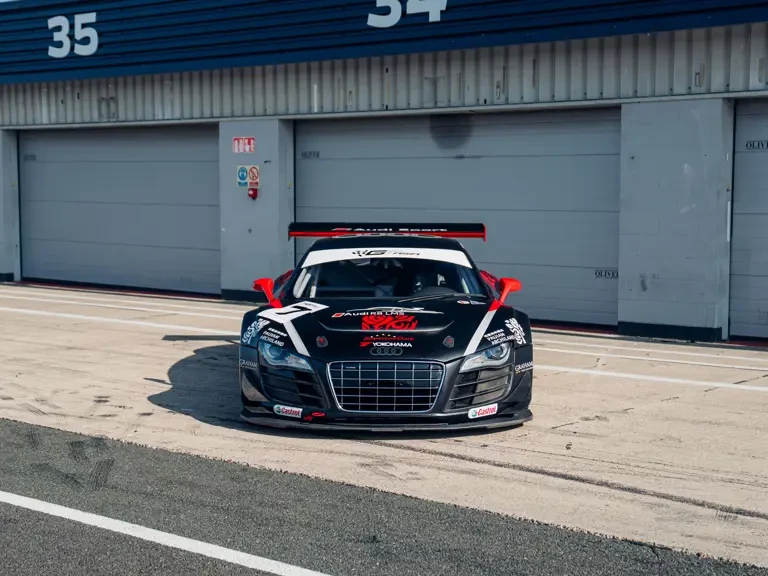 2011 Audi 42 R8 - Image 7 of 31