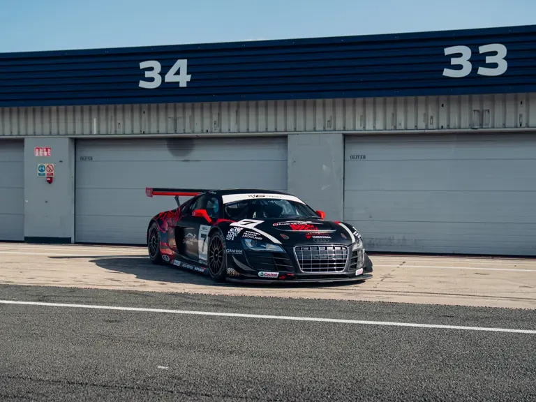 2011 Audi 42 R8 - Image 13 of 31