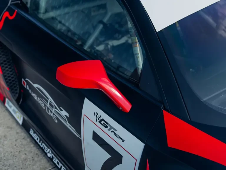 2011 Audi 42 R8 - Image 26 of 31