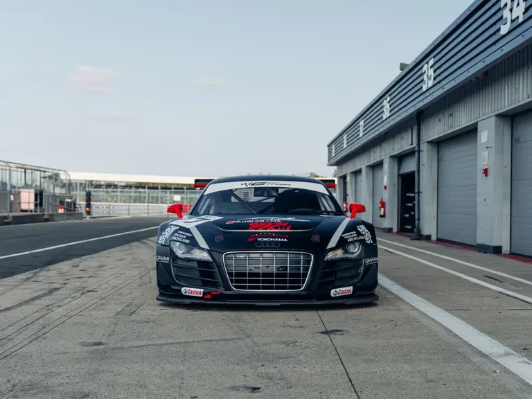 2011 Audi 42 R8 - Image 9 of 31