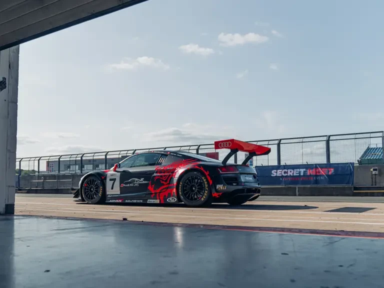 2011 Audi 42 R8 - Image 11 of 31