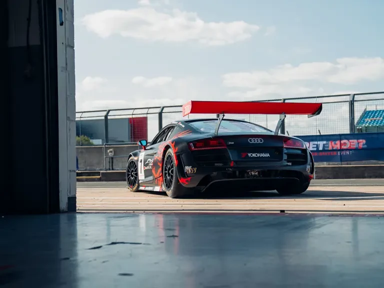 2011 Audi 42 R8 - Image 12 of 31