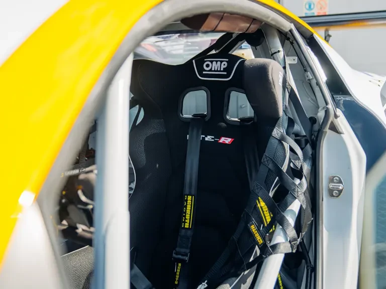 2011 Audi 42 R8 - Image 25 of 25