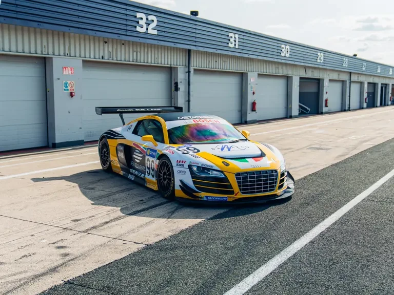 2011 Audi 42 R8 - Image 8 of 25
