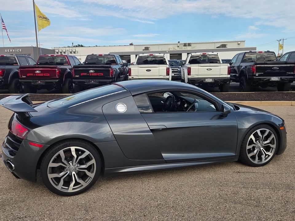 2011 Audi 42 R8 - Image 2 of 7