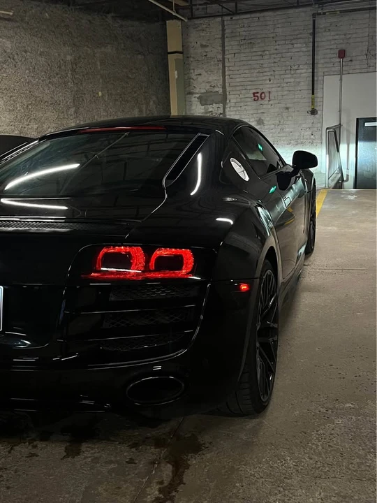2011 Audi 42 R8 - Image 9 of 14