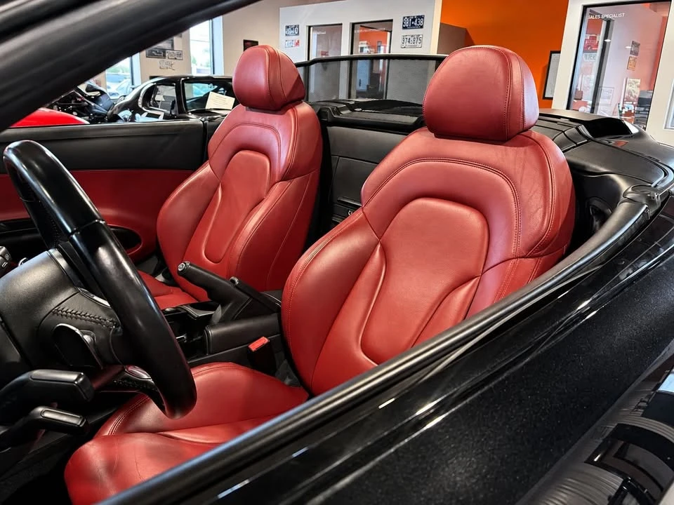 2011 Audi 42 R8 - Image 8 of 9