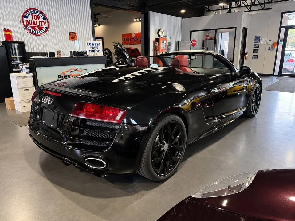 2011 Audi 42 R8 - Image 3 of 9