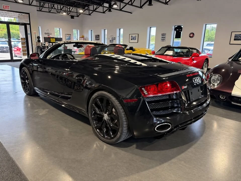 2011 Audi 42 R8 - Image 2 of 9