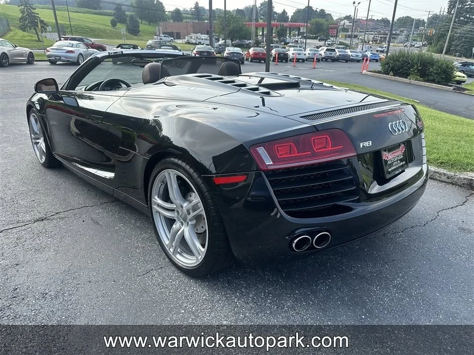 2011 Audi 42 R8 - Image 9 of 13