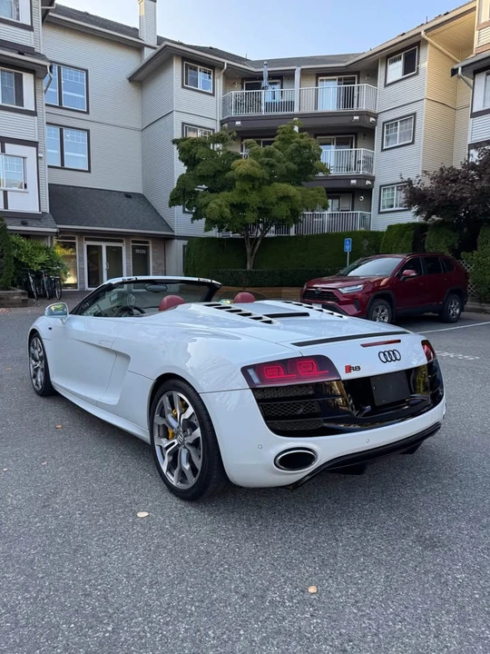 2011 Audi 42 R8 - Image 9 of 13