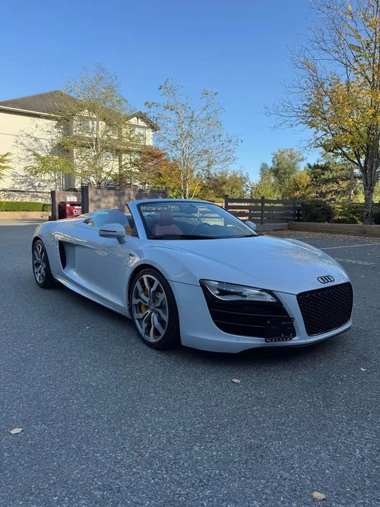 2011 Audi 42 R8 - Image 13 of 13