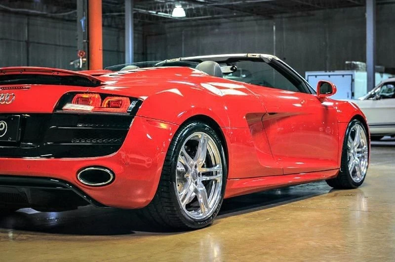 2011 Audi 42 R8 - Image 4 of 31