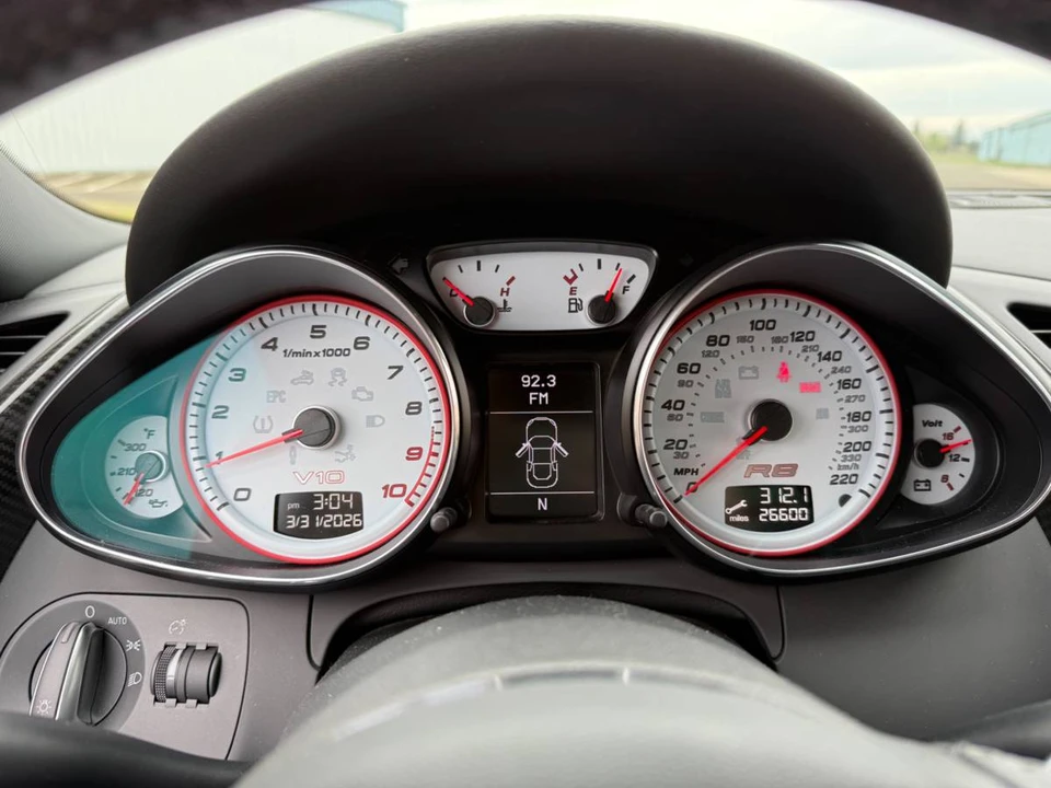 2011 Audi 42 R8 - Image 11 of 22