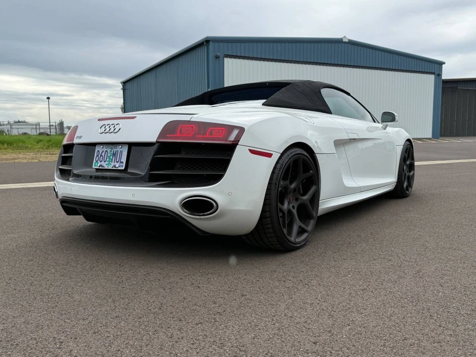 2011 Audi 42 R8 - Image 6 of 22