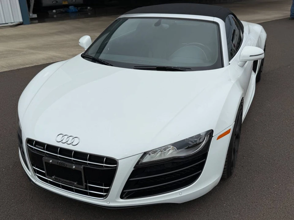 2011 Audi 42 R8 - Image 2 of 22