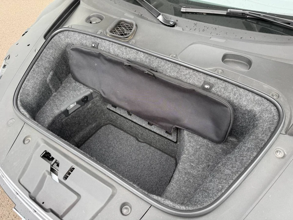 2011 Audi 42 R8 - Image 17 of 22