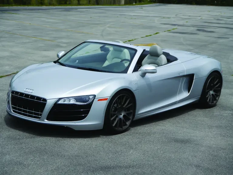 2011 Audi 42 R8 - Image 2 of 2