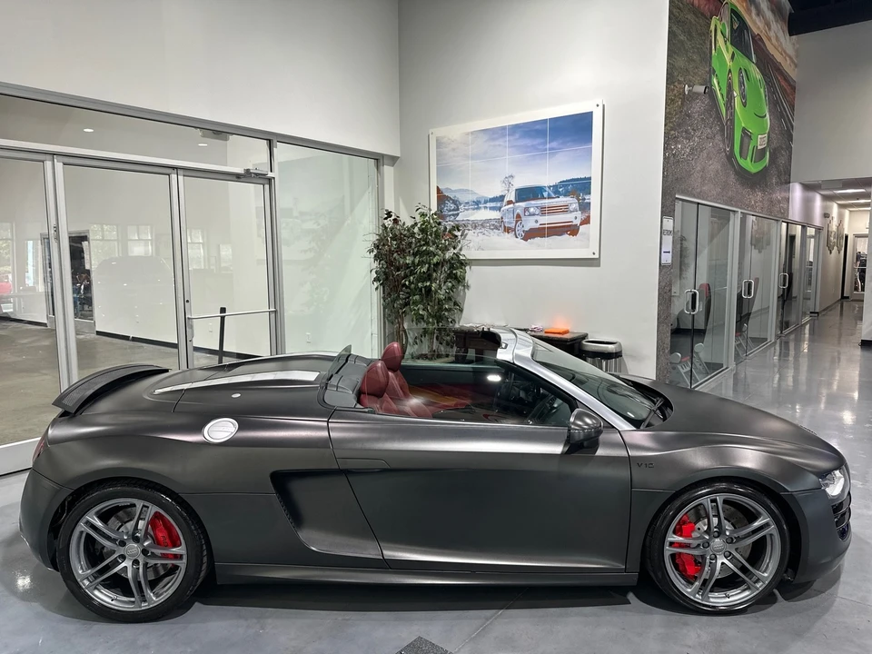 2011 Audi 42 R8 - Image 25 of 31