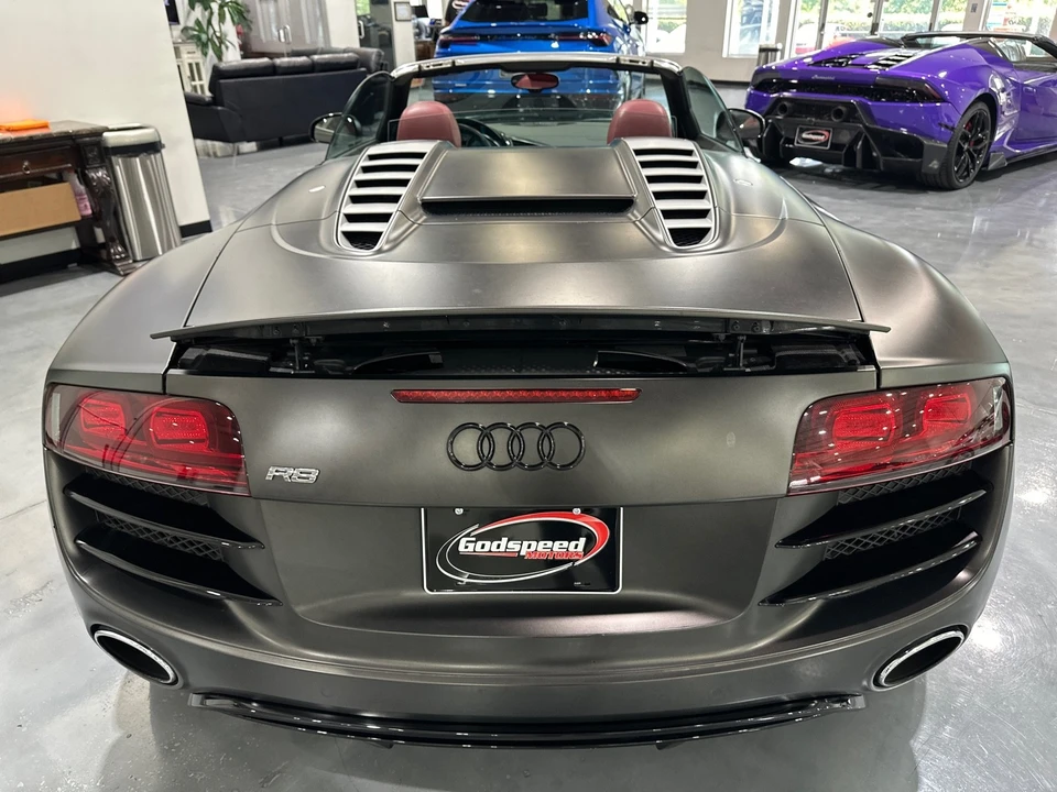2011 Audi 42 R8 - Image 30 of 31