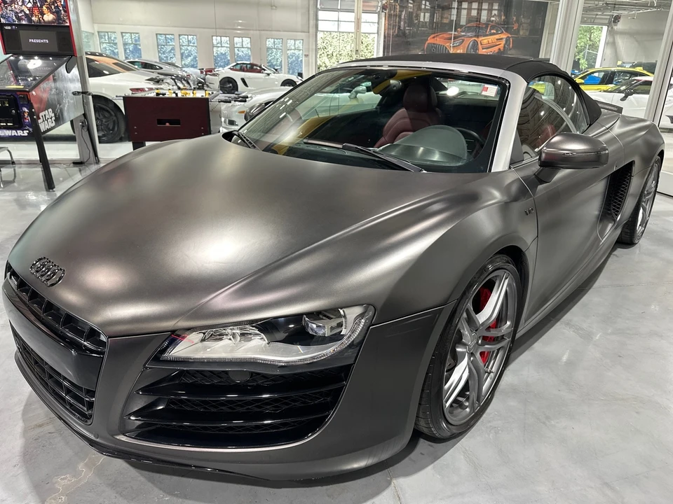 2011 Audi 42 R8 - Image 7 of 31
